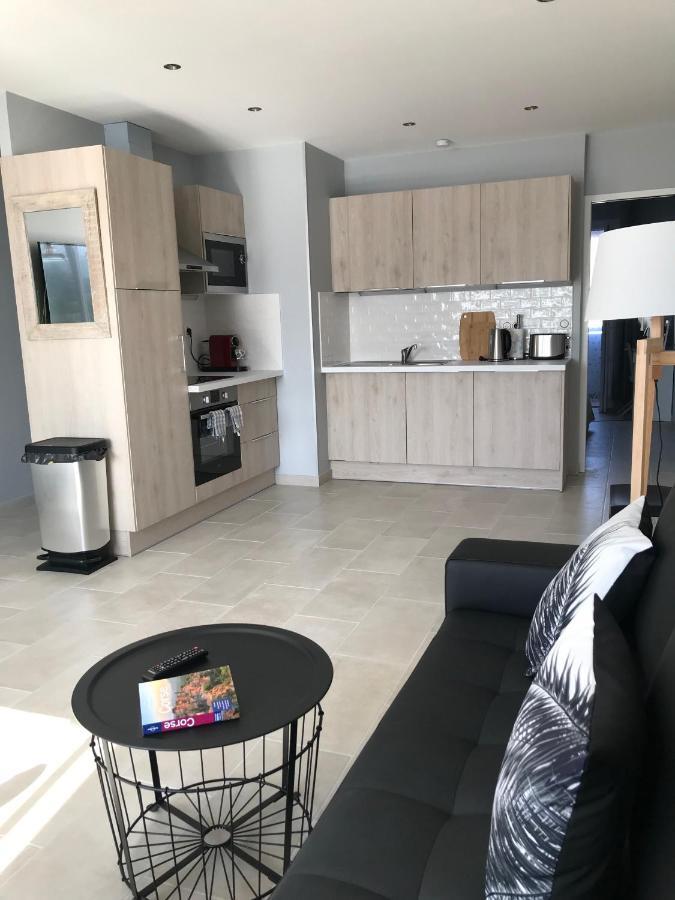 Appartement Plein Centre Saint Florent Face Au Port Eksteriør billede